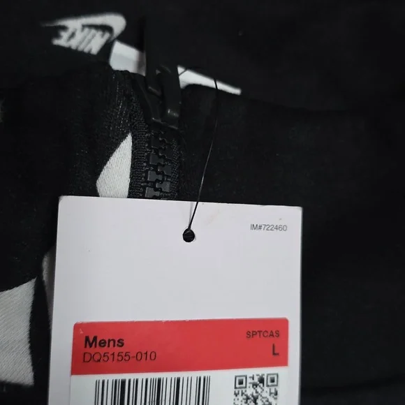 NWT Men's Nike Club 1/4 Zip Fleece Black/White Jacket. Pull Over. Sick!!! - Picture 3 of 4